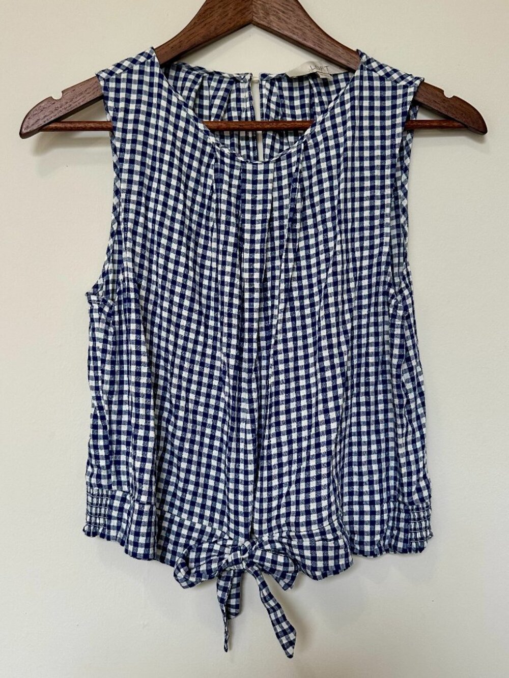 Loft Petites Medium Gingham Navy Blue White Tie Front Tank Top 💙